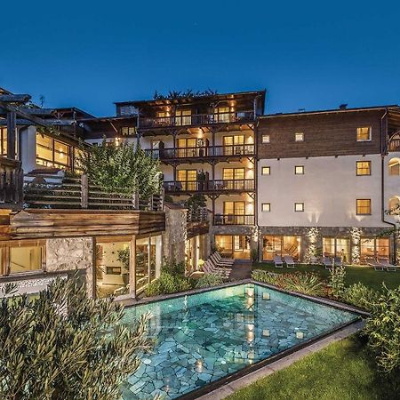 Taubers Unterwirt Aktiv & Vitalhotel Velturno Exterior foto