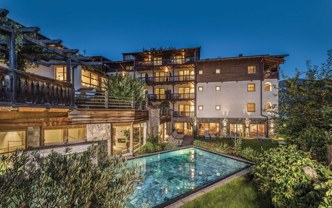 Taubers Unterwirt Aktiv & Vitalhotel Velturno Exterior foto
